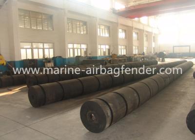 China Light Weight Cylindrical Rubber Bow and Sterm Fenders Abrasion Resistance for sale