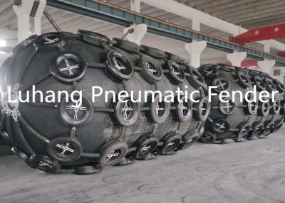 China 50kPa Berthing Pneumatic Marine Fender For LNG Vessels for sale