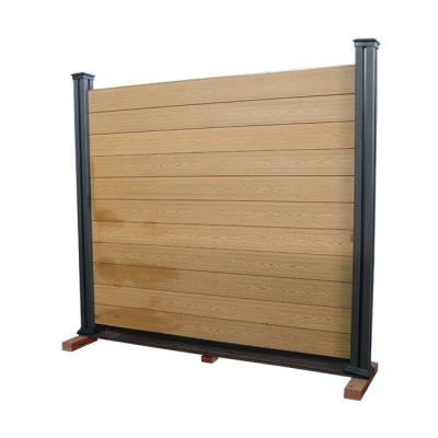China Wooden Grain Wpc Wall Fence Panel Outdoor For House zu verkaufen