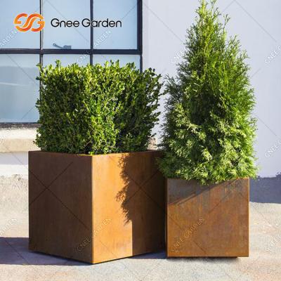 China Square Corten Steel Rustic Metal Planter Boxes Laser Cutting for sale