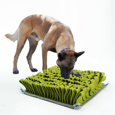 China Pressure Release 6cm Snuffle Feeding Mat 30cm Puppy Grass Pee Pad for sale