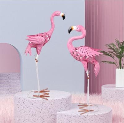 China Creative Iron Pink Flamingo Garden Decoration for sale
