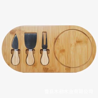 Chine Bamboo Cheese Board 3-Piece Set Wooden Round Cheese Board Cheese Knife 4-Piece Set à vendre