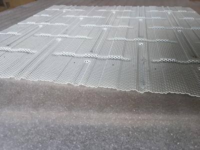 China Metal que sella la placa de aluminio con el panel perforado del agujero en venta