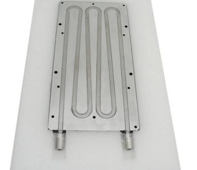 China Placa fría líquida de aluminio con el disipador de calor de acero inoxidable del tubo en venta
