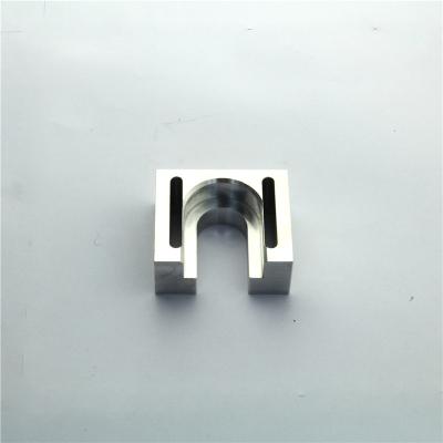 China Anodisiertes Metall, das Teil-Präzision Aluminium-CNC maschinelle Bearbeitung stempelt zu verkaufen