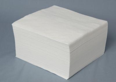 China Dust Free Clean Room Wipes / Disposable Microfiber With Wipes Laser Sealed Cut Edge for sale