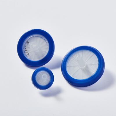 Chine Filtres à seringue en nylon à usage unique de 0,22 μm Taille des pores φ25 mm Compatibilité chimique élevée à vendre