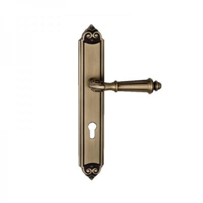 China Count Antique Brass Lever Door Handles Lock Set For Hotel Home Office Gate for sale