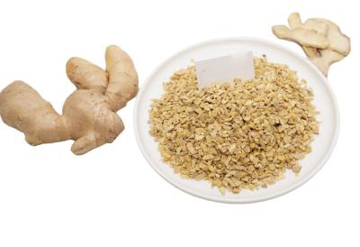 China New Crop Air Dried Ginger Granules From Factory Ginger Manufacturer Made Dehydrated Ginger Flakes for sale