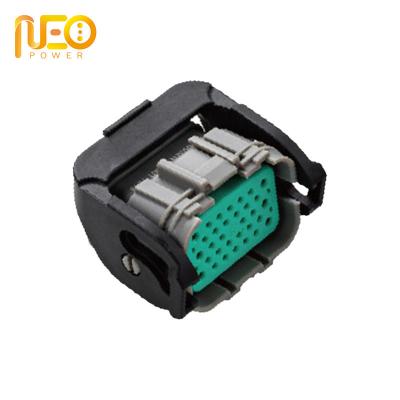 China 144H HVIL 32 Way Signal Connector With 500V Vehicle Charger Plug for sale