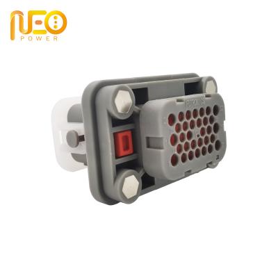 China 1.5mm2 Mutli Way Power Signal Connector Rated Current Straight Head IP67 for sale