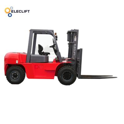 China 45-60 Degrees 4 Wheel Diesel Lift Truck Lifting Height 2-6 Metres for sale