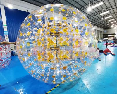 China Bola inflável de Zorb da rampa do espaço livre das crianças 1000D para o público à venda