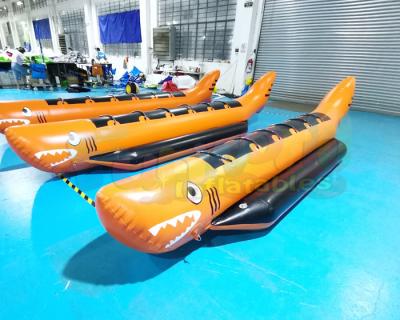 China Equipo de deporte acuático que rema los juguetes inflables del barco del plátano en venta