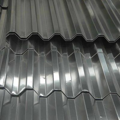 Chine Spcc a galvanisé couvrir la feuille PVDF peignent la feuille en acier ondulée de toit à vendre