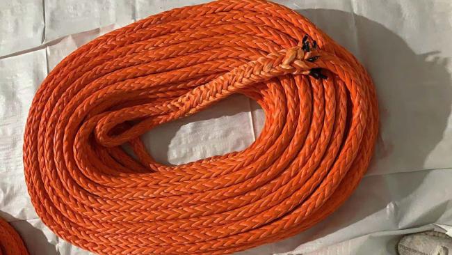 12 Strand UHMWPE Rope close-up showing texture