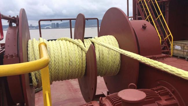 UHMWPE rope in industrial use