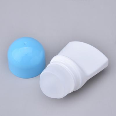 Cina Bottiglie a sfera a rulli con logo personalizzato per l'uso cosmetico e degli oli essenziali in vendita