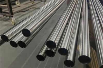 Chine Reflétez le tuyau rond de polissage d'acier inoxydable, tuyau soudé de 310s 316 solides solubles 304 à vendre