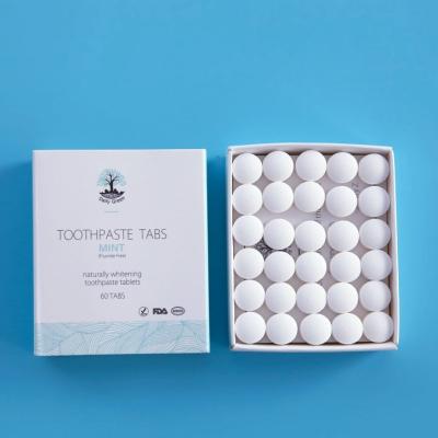 China Las tabletas masticables del carbón de leña adulto de 124 paquetes para los dientes de cepillado refrescan la respiración en venta