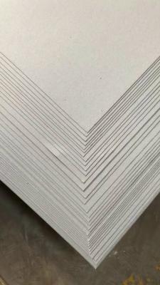 Chine Protection étanche à l'humidité de plancher de papier de la longueur 3200m emballage de l'épaisseur 250gsm à vendre