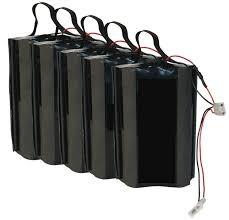 China Customization Li Ion 2000mah 3.7 V Rechargeable Lithium Battery à venda