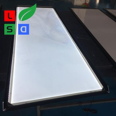 China Kader van de aluminium het ultra Slanke smd2835 Geleide Backlit Affiche voor Binnenaffichevertoning Te koop