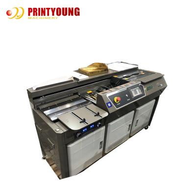 China máquina de atascamiento caliente del pegamento del derretimiento 450books/hr para la revista del libro en venta