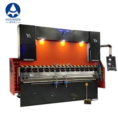 China Modelo económico WC67Y Freio de prensagem hidráulica 125T 3200MM E21 Controlador NC Press Bending Machine à venda
