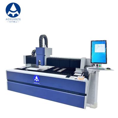 中国 Open Type Fiber CNC Laser Cutting Machine Metal 3015 1000W Router Laser Cutting Machine 販売のため