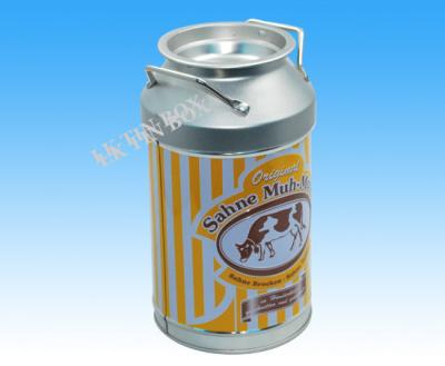 China Armazenamento de empacotamento dado forma da caixa da lata do metal da garrafa de leite D84 para o feriado do Natal à venda
