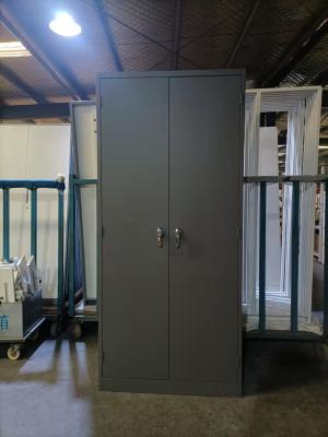 China Abajo golpeados muebles de oficinas de oscilación de la puerta del metal de acero del cabinete de archivo en venta