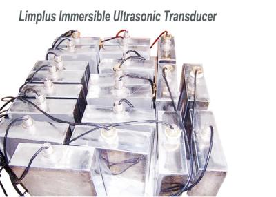 China 2000W personalizou o líquido de limpeza ultrassônico submergível para a limpeza industrial, poder ajustável à venda