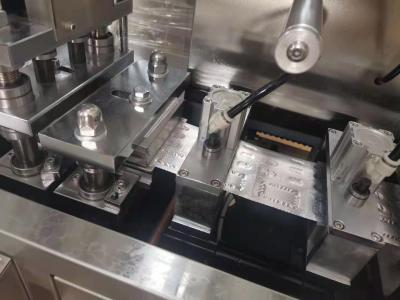 China Máquina de empacotamento 2.2kw da bolha de Softgel da folha de alumínio do PVC à venda