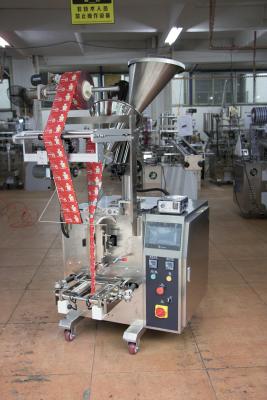 Chine Petite machine de remplissage automatique de sachet de la machine à emballer de thé de l'oreiller 150mm 50g à vendre