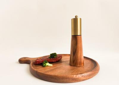 China Natural Wood Design Wooden Salt And Pepper Grinders Manual Condiment Grinder Set en venta