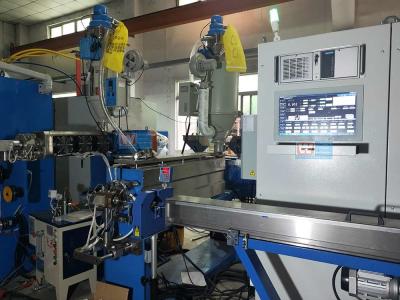 China Poder práctico 7.5KW del motor de la máquina del extrusor del cable del PVC para el alambre de cobre en venta