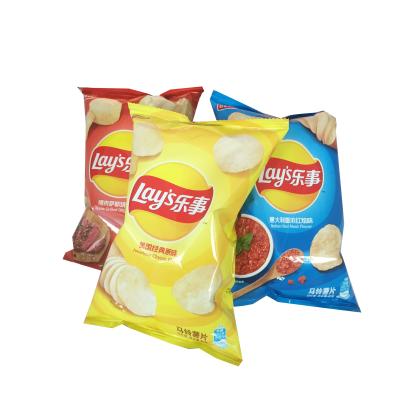 China Moisture Barrier Snack Packaging Material Back Seal Lays Potato Chips Bag with Custom Logo Design Printing for sale