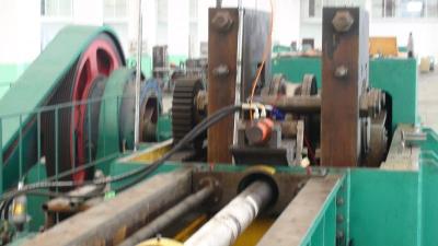 中国 継ぎ目が無い管を作るための 5 つのローラーの炭素鋼の冷間圧延製造所の機械類 販売のため