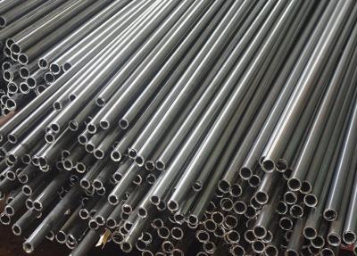 China P1 / P5 / P9 Round Black Painting Carbon Steel Pipe ASTM A335 With Plastic Caps for sale