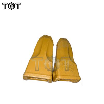 China KOMATSU PC400 14152RC Excavator Bucket Tooth Point Adapter ISO9001 for sale