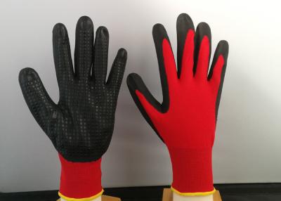 China Manera de atracción respirable de la impresión de la transferencia de calor de los guantes revestidos del nitrilo de la prueba de resbalón en venta