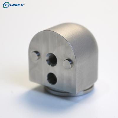 China CNC Precision Daihatsu Spare Parts Stainless Steel CNC Milling Machine Spare Machining Parts Te koop