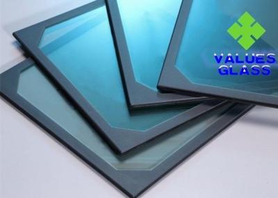 中国 完全なHingの可視ライトの伝送の陰影の効果の真空によって絶縁されるガラス 販売のため