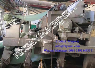China largura de enrolamento 700m/Min 30T/D Crescent Paper Machine de 3000mm à venda