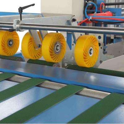 China 1900mm Auto High Speed Sheet To Sheet Laminating Machine Pile Turner And Stacker Machine for sale