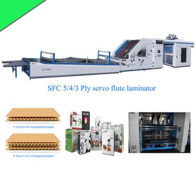 中国 紙箱製造機械 SFC1700 自動波紋紙箱 フルートラミネーター機械 販売のため