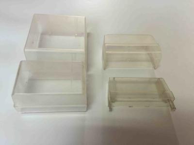 China Pequeña PC 50 pares del polvo de la prueba transparente plástico de la caja para el marco trasero del soporte en venta
