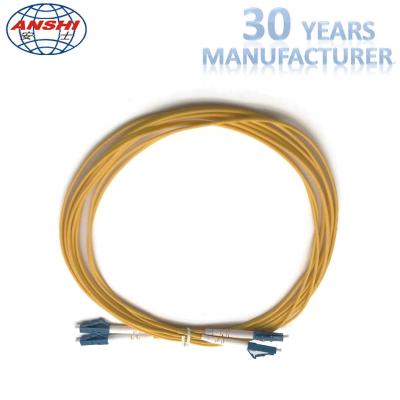 Chine 2 mètres de corde de correction de fibre optique, câble optique duplex G652D de correction de fibre à vendre